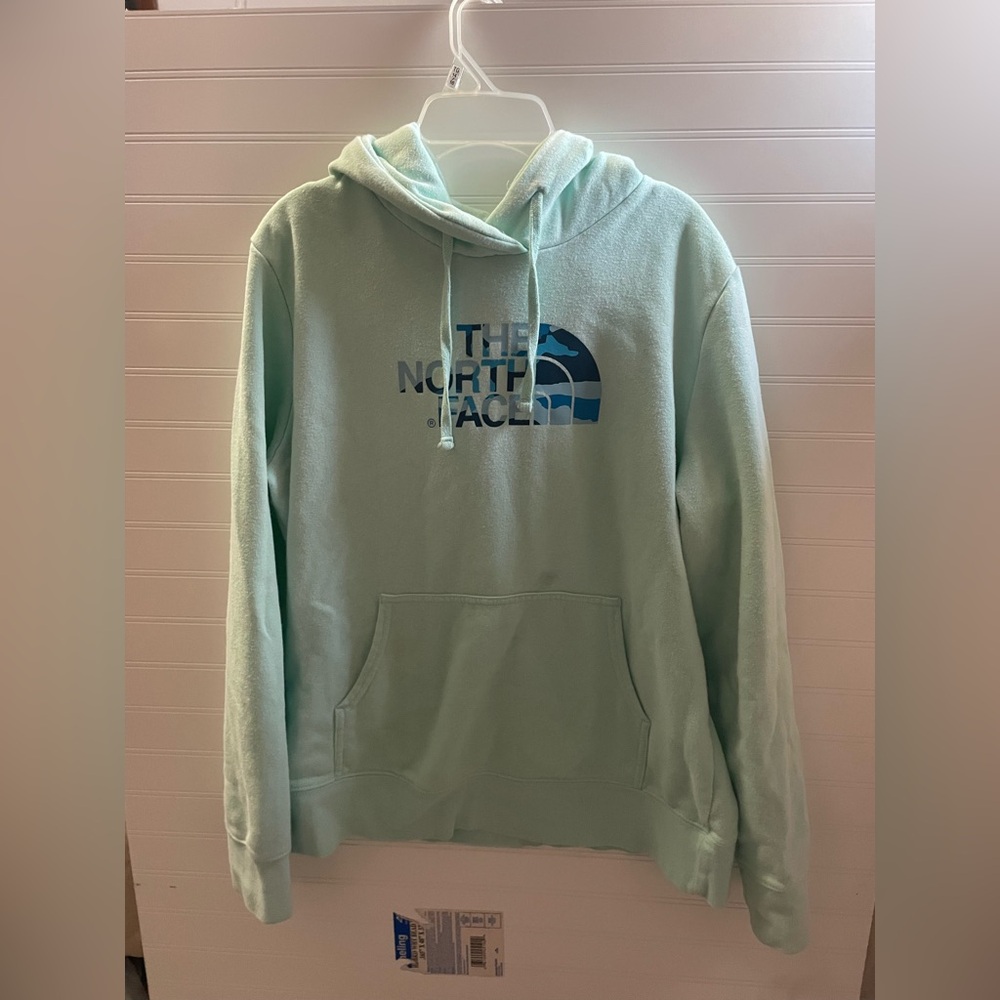 The North Face Women’s Large Mint Green Hoodie
